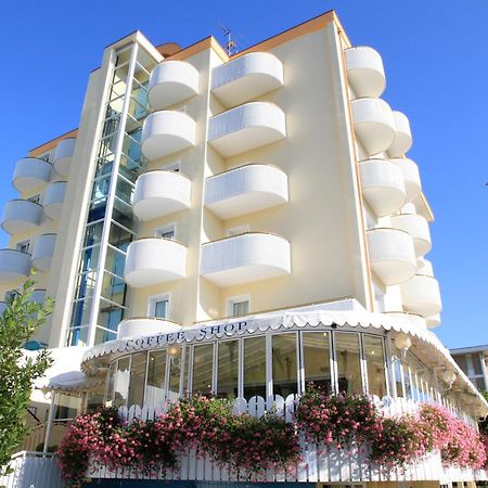 Salus Smart & Chic Hotel Lido di Jesolo Exterior photo