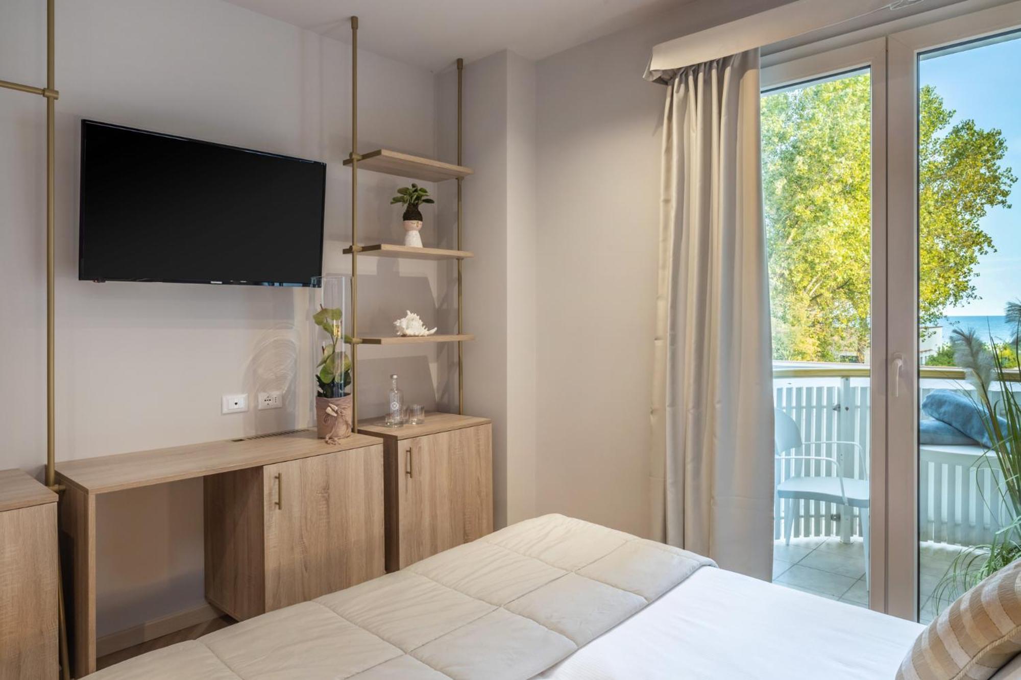 Salus Smart & Chic Hotel Lido di Jesolo Exterior photo