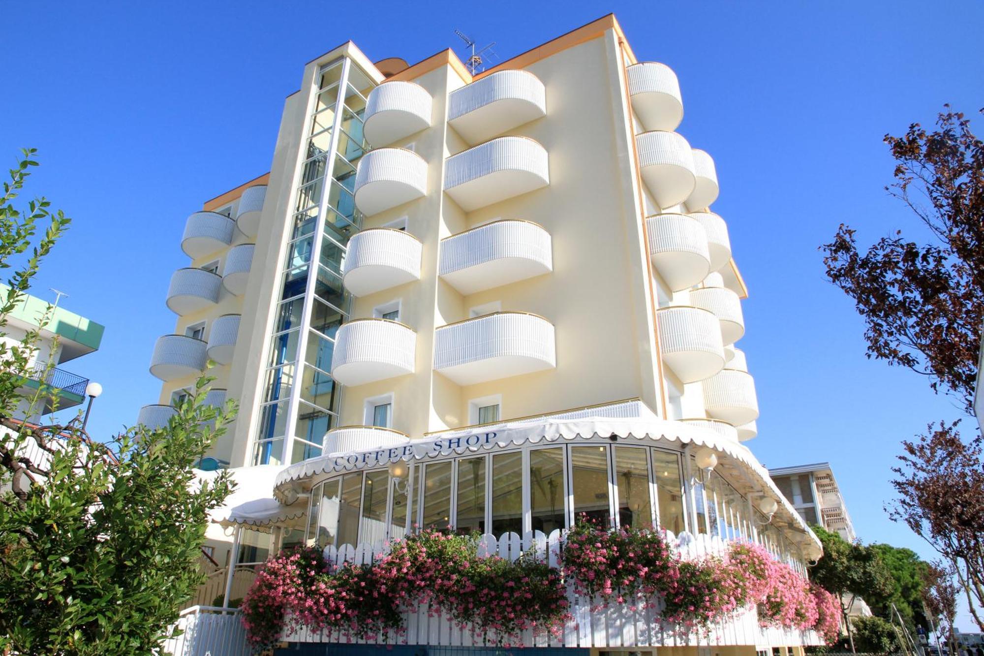 Salus Smart & Chic Hotel Lido di Jesolo Exterior photo