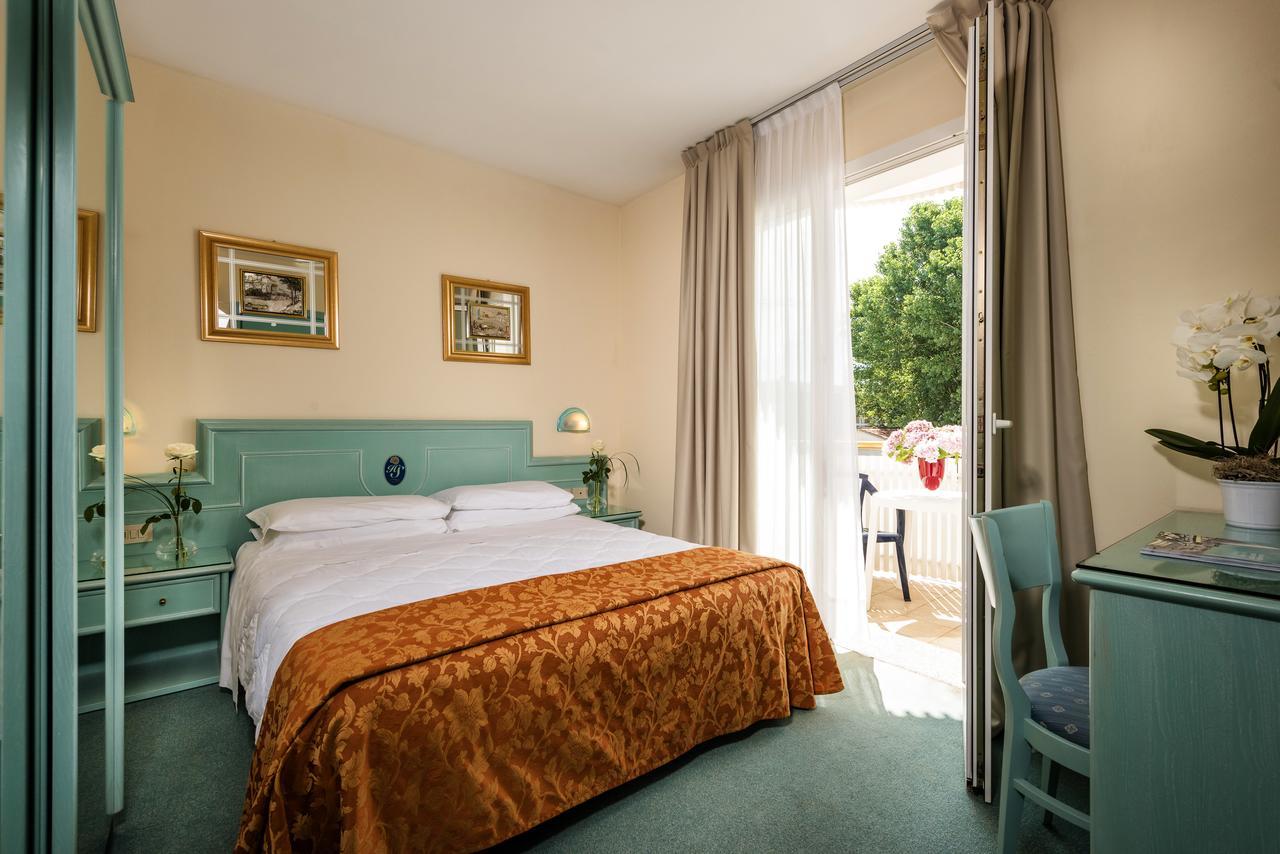 Salus Smart & Chic Hotel Lido di Jesolo Exterior photo