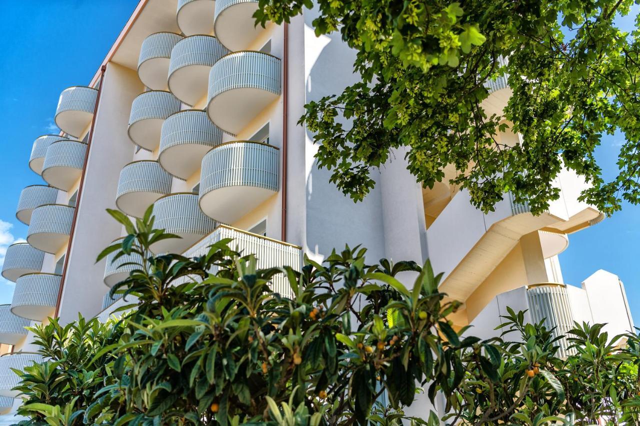 Salus Smart & Chic Hotel Lido di Jesolo Exterior photo